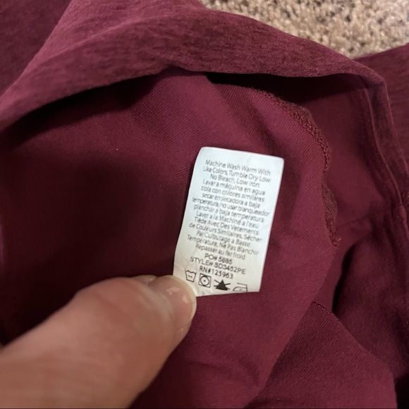 Beyond Yoga x Peloton Burgundy Leggings Size Small - Picture 8 of 8